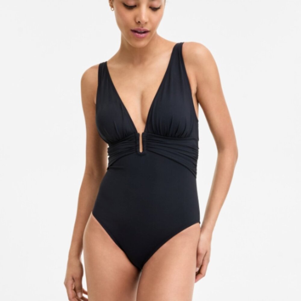 Bleu by Rod Beattie Women's Plunging V-Neck One-Piece Swimsuit  Size 10 9607